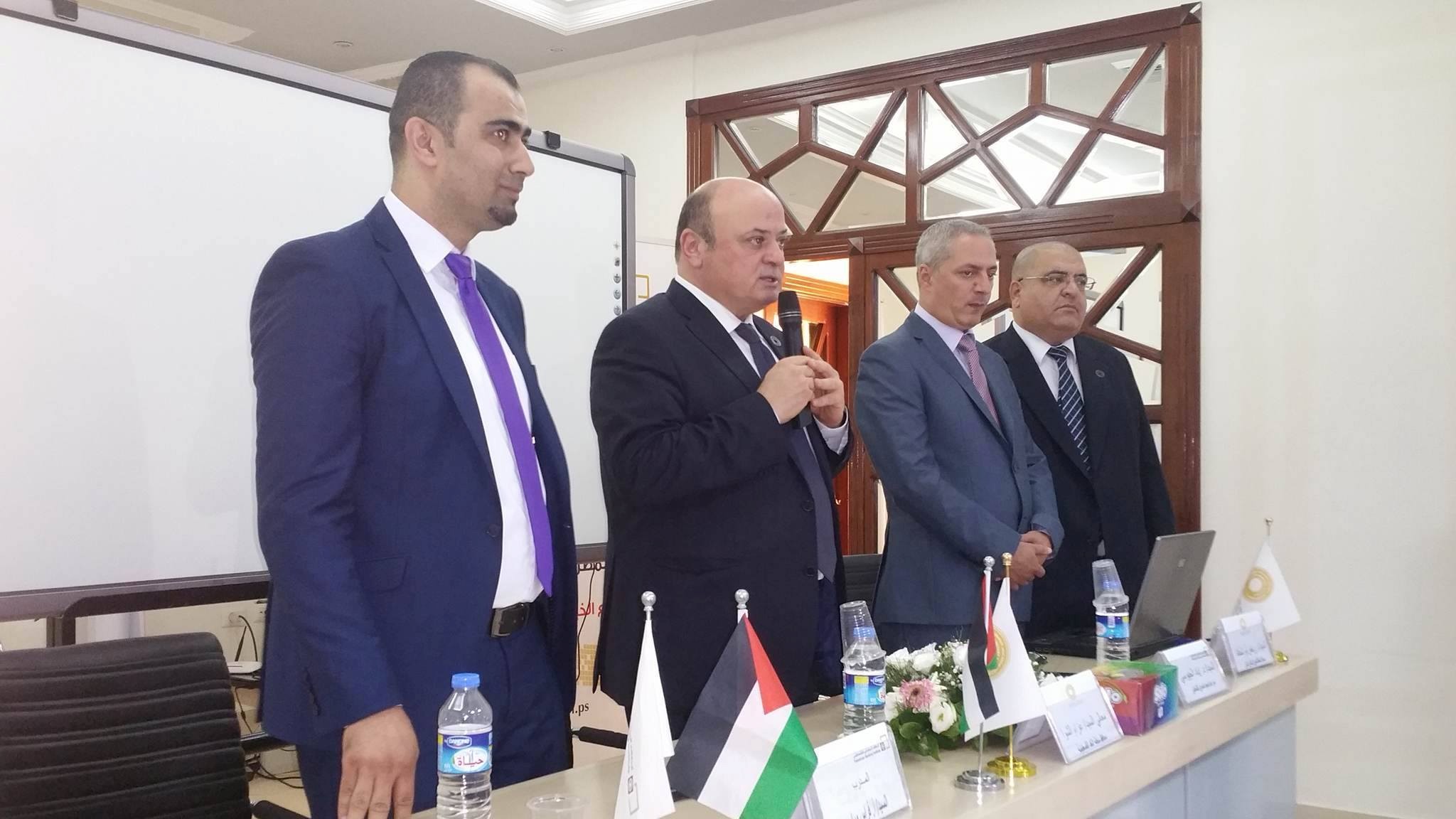 وحدة المتابعة المالية تعقد برنامجين تدريبيين في غزة ورام الله