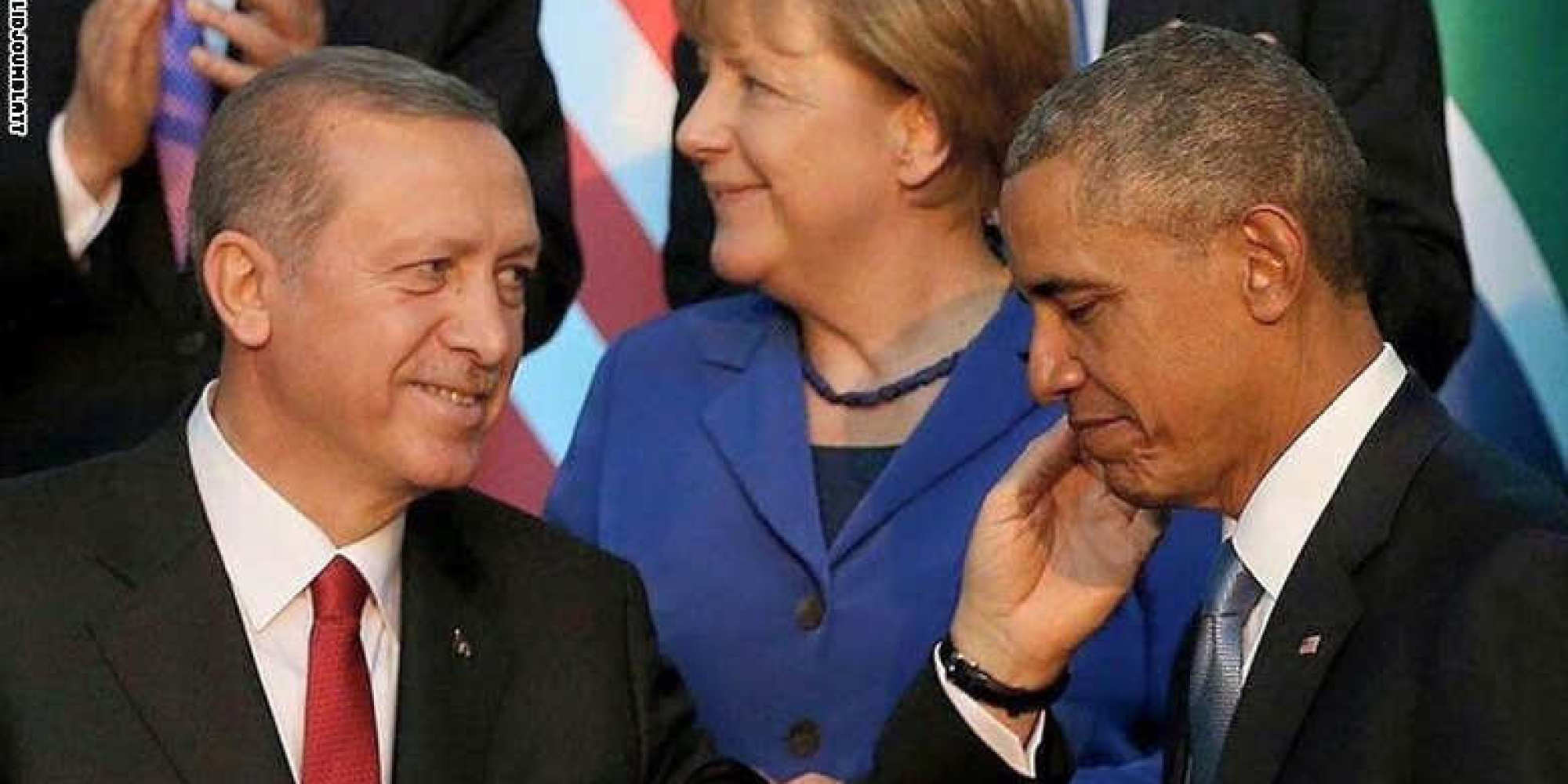 هل واسى أردوغان أوباما فعلًا.. ما قصّة الصورة؟ هل واسى أردوغان أوباما فعلًا.. ما قصّة الصورة؟
