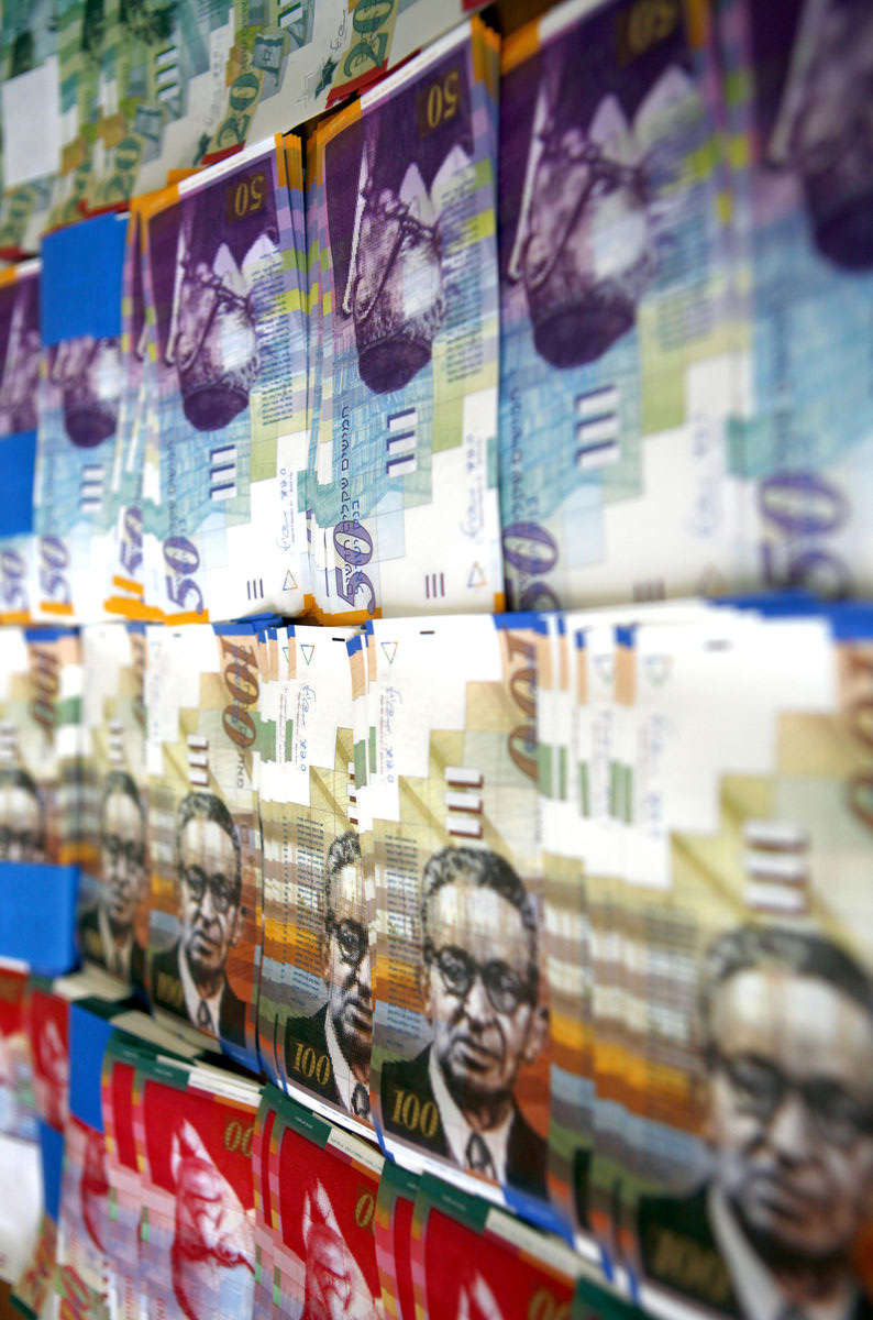 مخصصات "أسر الشهداء والجرحى" ستصرف كاملة مخصصات "أسر الشهداء والجرحى" ستصرف كاملة