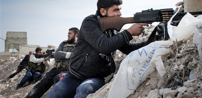 مقاتلون سوريون