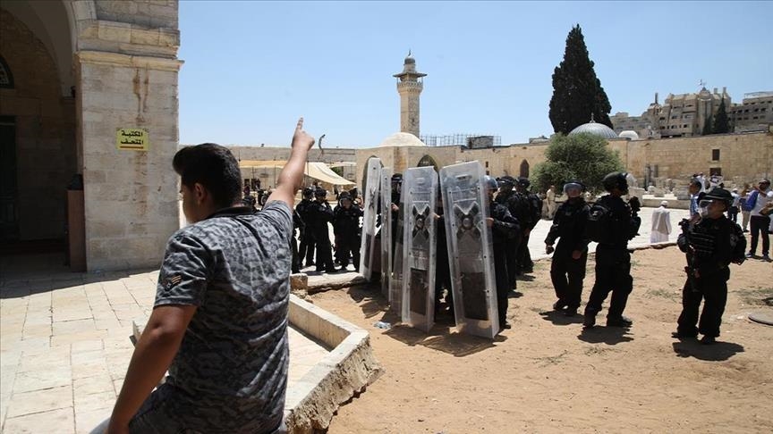 حماس تبعث رسالة تحذيرية للاحتلال عبر الوسطاء بشأن ما يجري في الأقصى