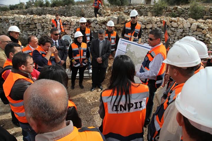 الوكالة الأمريكية للتنمية الدولية تدعم مشاريع للمياه والبنية التحتية في جنوب الضفة الغربية الوكالة الأمريكية للتنمية الدولية تدعم مشاريع للمياه والبنية التحتية في جنوب الضفة الغربية