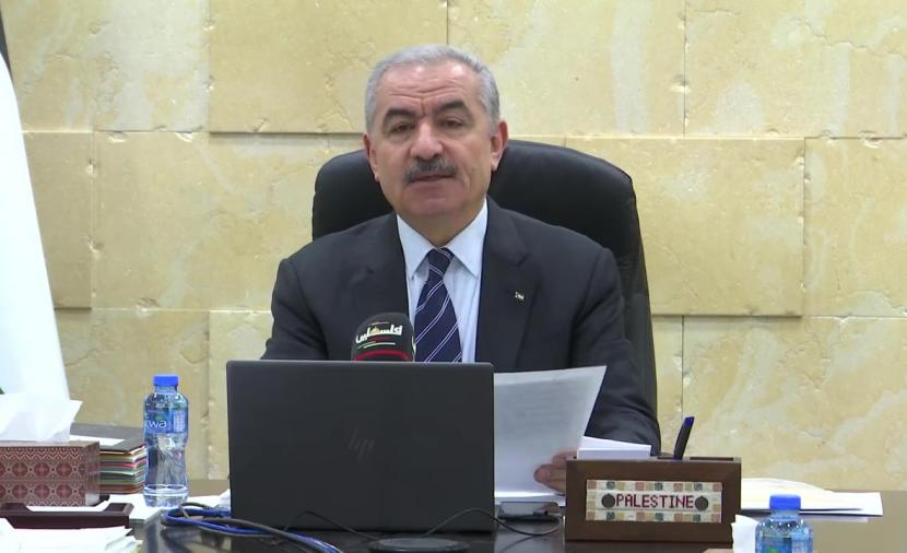مستشار اشتية: الاقتطاعات من المقاصة ستفاقم الأزمة المالية والحكومة تدير الملف بحكمة شديدة