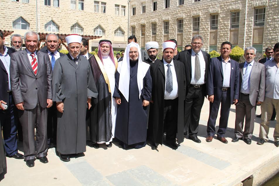 جامعة القدس تستضيف الجلسة الثانية لمؤتمر بيت المقدس الإسلامي الدولي السادس جامعة القدس تستضيف الجلسة الثانية لمؤتمر بيت المقدس الإسلامي الدولي السادس