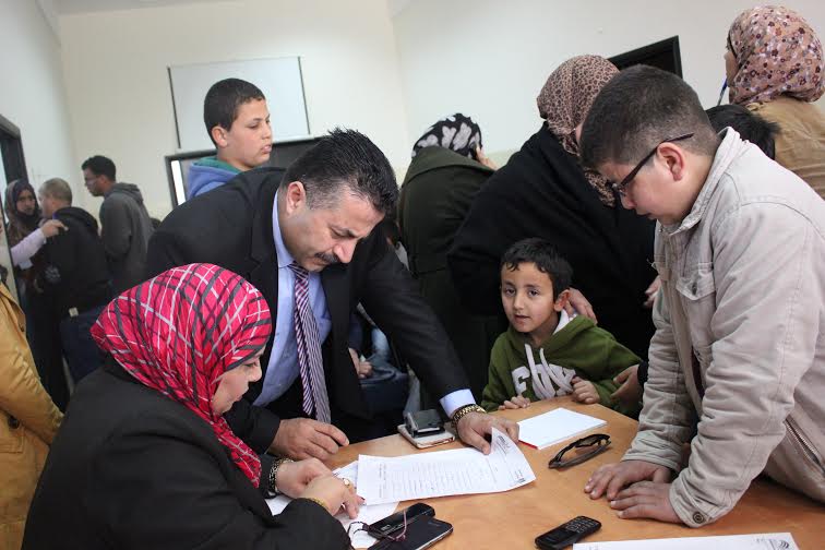 بلدية بيتونيا تنظم يوماً طبياً مجانياً لفحص النظر وأمراض العين يوم طبي مجاني