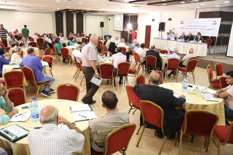 "مواطن" تختتم مؤتمرها السنوي حول التشريعات الفلسطينية خلال الانقسام "مواطن" تختتم مؤتمرها السنوي حول التشريعات الفلسطينية خلال الانقسام