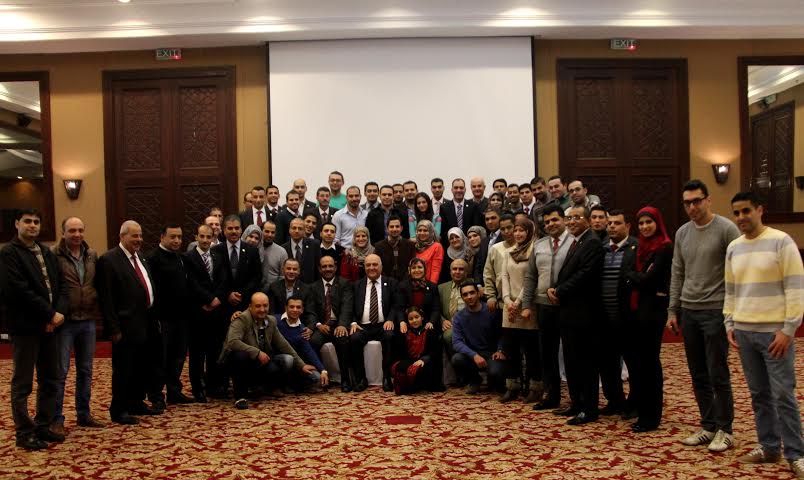 أكرم عبد اللطيف جراب رئيس مجلس إدارة بنك القدس يختتم زيارته لقطاع غزة اخبار مؤسسات