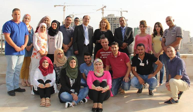 "بيالارا" تختتم دورة تدريبية حول الإعلام الاجتماعي في عمان "بيالارا" تختتم دورة تدريبية حول الإعلام الاجتماعي في عمان