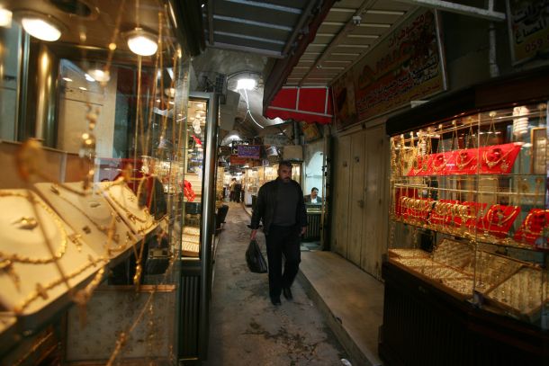 استمرار انخفاض سعر الذهب الذهب
