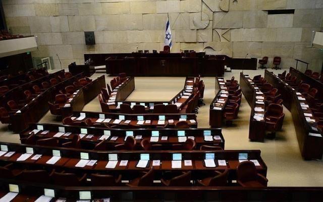 إعلام إسرائيلي: "شاس" يقرر دعم حل الكنيست وإسقاط حكومة نتنياهو