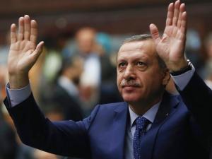 إردوغان يقاضي معارضًا وصفه بالديكتاتور