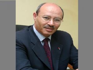 ما بين القطاع الخاص ... وقطاع الرخاص