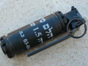 قنابل صوتية