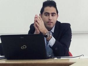 اعتقال محاضر