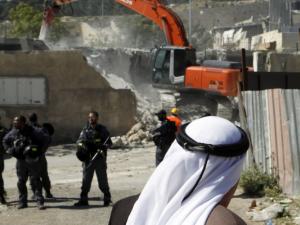 الاحتلال يهدم منزلًا قيد الانشاء جنوب طوباس