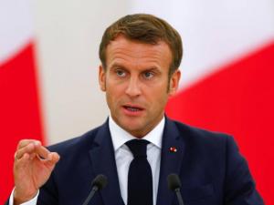 ماكرون: تغيير النظام في إيران بالقوة خطأ إستراتيجي وندعم وقف إطلاق النار مع إسرائيل