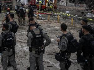 الشرطة الإسرائيلية تداهم طواقم تلفزيونية بحيفا بينها قناة "TRT"