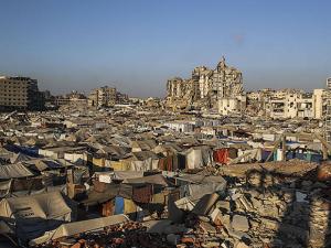 الاحتلال يواصل قصف القطاع: 6 شهداء بينهم 3 قُتلوا أثناء انتظارهم المساعدات