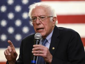 السيناتور الأميركي ساندرز: لا يمكن الاستمرار في تمويل حكومة تقتل وتجوّع سكان غزة