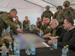 تقرير: قادة الأجهزة الأمنية الإسرائيلية يصرون على صفقة وسيدعمون زامير بجلسة الكابينيت