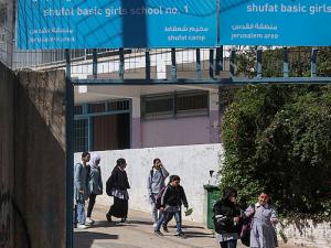 إسرائيل تجبر طلاب القدس على الاختيار بين أبسط الحقوق أو المنهاج الفلسطيني وهويّتهم