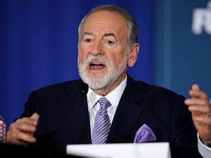 تقرير: واشنطن تحذر "إسرائيل" من عواقب انهيار السلطة الفلسطينية