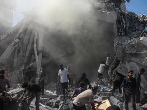 حرب الإبادة على غزة | قصف 10 مبانٍ لوكالة أونروا مع استمرار نسف الأبراج