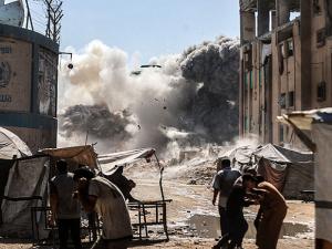  الجيش الإسرائيلي يبدأ سلسلة هجمات واسعة على مدينة غزة