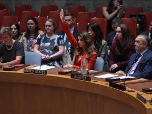 حماس: الفيتو الأمريكي ضد وقف النار بغزة ضوء أخضر لاستمرار جرائم إسرائيل