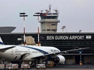 صاروخ من اليمن يوقف الحركة مؤقتا بمطار بن غوريون