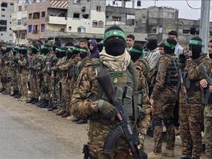 "القسام" لأسير إسرائيلي سابق: ستعود للجيش الذي حاول قتلك وحميناك منه!