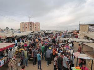 الاحتلال يراوغ في ملف مساعدات غزة... كميات لا تلبي الاحتياجات