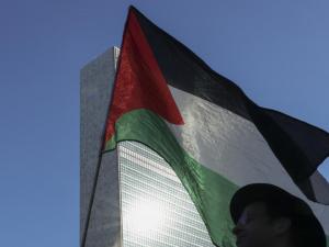 استطلاع: معظم الأميركيين يؤيدون اعتراف واشنطن بدولة فلسطينية