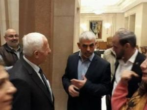 الأحمد : "حنا ناصر" خلال ساعات في غزة لاستلام رد حماس الخطي بشأن الانتخابات
