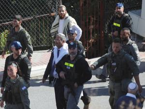 بن غفير يقتحم مدخل قرية المغيّر برفقة مستوطنين