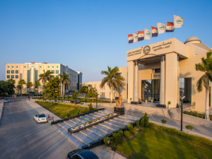 يشمل الجامعات الأهلية والتكنولوجيا والمعاهد العليا... قرار مصري بإعفاء طلبة فلسطين من 50% من الرسوم