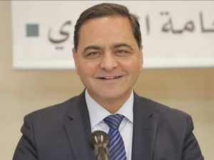 "واينت": جهود لتعيين رجل الأعمال الفلسطيني سمير حليلة حاكما على قطاع غزة