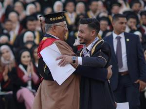 جامعة القدس تحتفل بتخريج الدفعة الأولى للفوج "42"