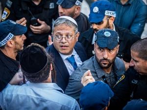 صِدام بين غالانت وبن غفير بشأن أوامر الاعتقال الإداريّ