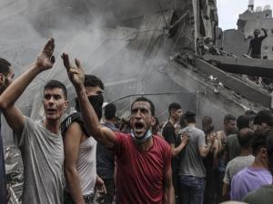 243 شهيدًا بـ24 مجزرة في اليوم الـ30 للحرب على غزة: غارات مكثّفة تستهدف محيط المستشفيات