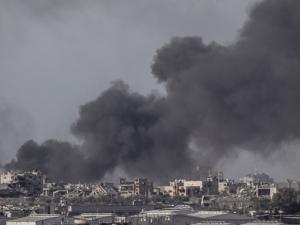 10 آلاف شخصية حول العالم ينادون بوقف الحرب في غزة.. وقعوا على بيان طالبوا فيه بإنقاذ الفلسطينيين