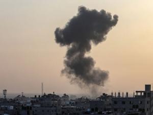 حصيلة الشهداء ترتفع إلى 21,978 والجرحى إلى 56,697 مصابا