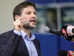 سموتريش رداً على أمريكا: 70% من الإسرائيليين يؤيدون تهجير أهالي غزة