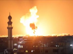 اغتيال رئيس مجلس الشورى لحماس في غزة.. قصف إسرائيلي في لبنان