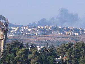 جيش الاحتلال يقصف عمق وجنوب لبنان.. وقادته يهددون حزب الله بـ”دفع الثمن” غداة حادثة مجدل شمس