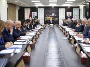 اتخذ عدة قرارات.. مجلس الوزراء يثمن قرارات القمة العربية ويدعو لفتح المعابر