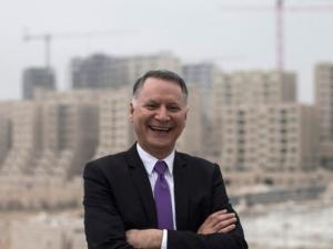 علاقة بشار المصري والمبعوث الأميركي آدم بوهلر.. مقدمة لـ"اليوم التالي"؟