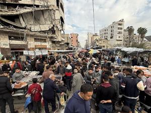 وقف إطلاق النار بغزة: استشهاد طفلين في حي الشجاعية وبيت حانون