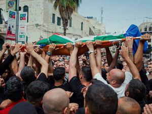 الضفة تحت النار: استشهاد شاب في قلقيلية وإصابة آخر في بيت دقو