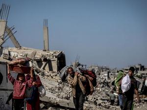 "الصليب الأحمر": نعمل بشكل مستقلّ ولا نتعامل مع أي جهة مسلّحة بغزة